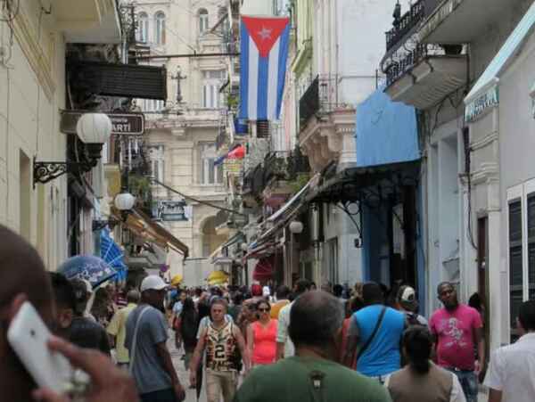 Rusia recluta a cubanos desempleados para luchar en la guerra
