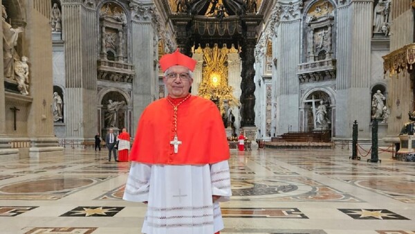 Adalberto Martínez participó del nombramiento de 21 nuevos cardenales en Roma