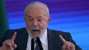 Lula comenzó a hacer fisioterapia tras cirugía en la cadera y otra plástica
