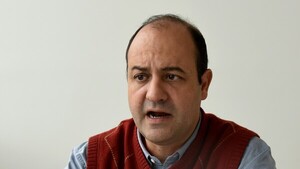 Libro se enfoca en el desarrollo sostenible y reinvención productiva