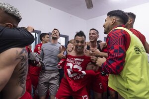 Versus / Con Báez como titular, Independiente derrota a Racing en el clásico de Avellaneda