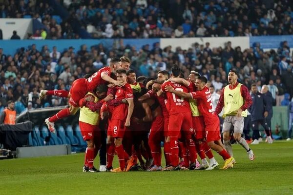 Independiente derrota a Racing en el Clásico de Avellaneda y gol de Bareiro - Fútbol Internacional - ABC Color