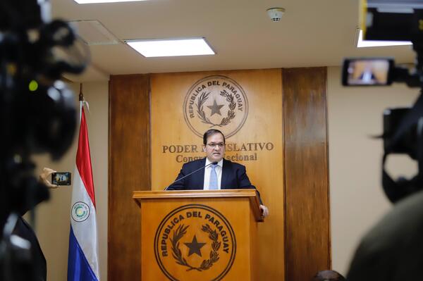 Buscan crear registro de beneficiarios del Estado | 1000 Noticias