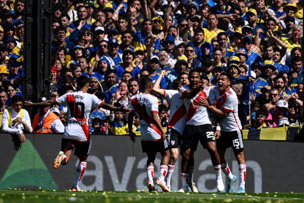 Versus / River Plate es dueño del superclásico en Argentina
