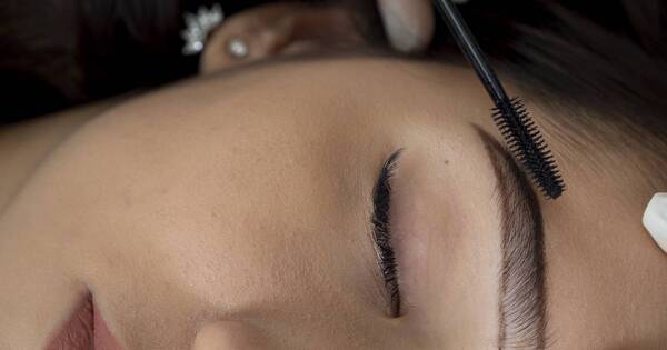 La Nación / ¡Ya no más henna! Sepa cuál es el mejor tinte casero para cejas