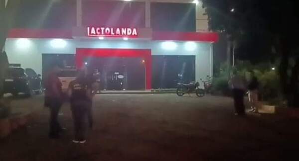 Hieren a guardia en un intento de asalto a una empresa de lácteos