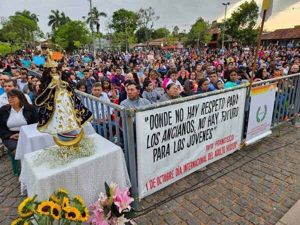 Adultos mayores piden al Gobierno que se garanticen sus derechos - Nacionales - ABC Color