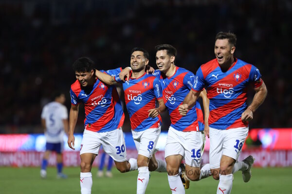 Versus / ¡Con el "Jesús en la boca"! Cerro completa la fiesta con un triunfo agónico ante Ameliano