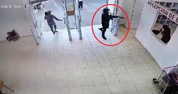 Video: así robaron un supermercado a plena luz del día en Itauguá - Policiales - ABC Color