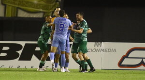 Versus / Olimpia y Resistencia chocan por puntos claves en el Manuel Ferreira