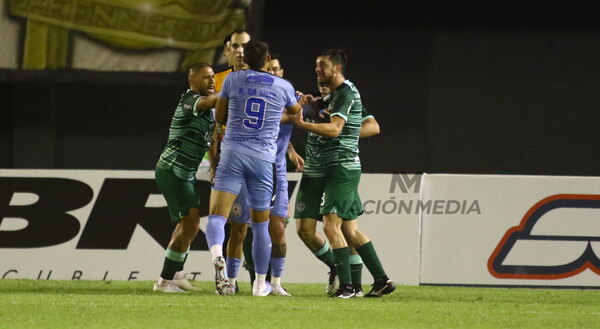 Versus / Olimpia y Resistencia chocan por puntos claves en el Manuel Ferreira