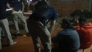 Un fugado, evidencias y "muchas suposiciones": La investigación policial contra asaltacajeros