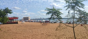 La Playa San José en Encarnación se convierte en un destino turístico adelantado al verano
