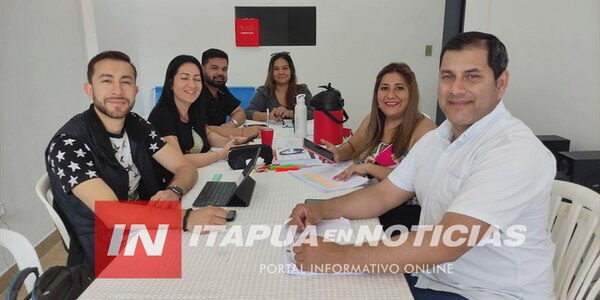 ROLANDO AQUINO CUMPLIÓ SU PROMESA Y REPRESENTA A ITAPÚA CON SU CANDIDATURA - Itapúa Noticias