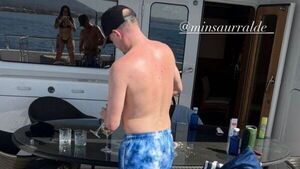El escándalo de un dirigente K en un yate con una modelo | 1000 Noticias
