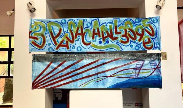 Diario HOY | “Azul Azulado V: Retro plastillera”, pinturas sobre pasacalles en la Manzana de la Rivera