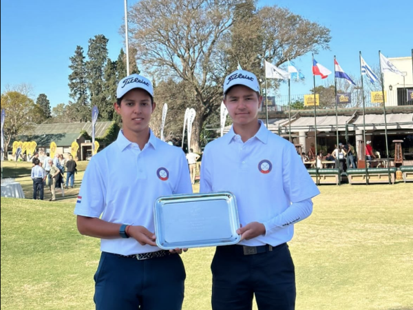 Versus / Destacada labor de golfistas paraguayos en Rosario 