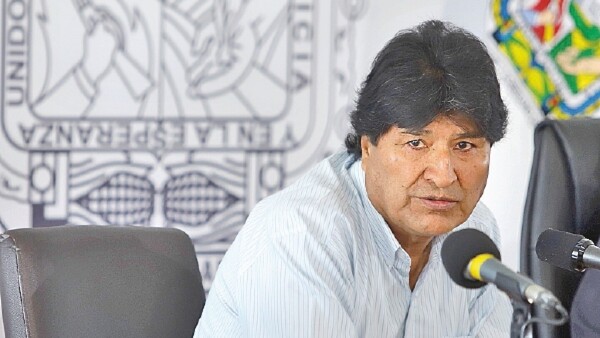 Evo protagoniza incipiente ruptura en el partido oficialista