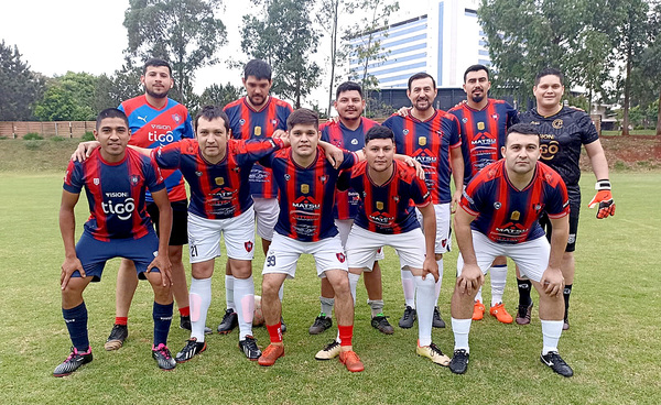Cerro Porteño marca supremacía en el clásico de los repuesteros - La Clave