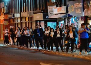 Transporte público: las paradas más repletas y de mayor tiempo de espera - Nacionales - ABC Color