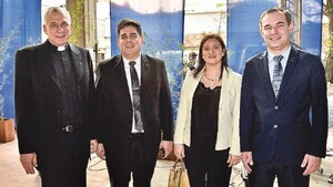 Inauguración en la Universidad Católica