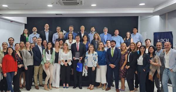 La Nación / Realizaron exitoso encuentro de líderes de RRHH
