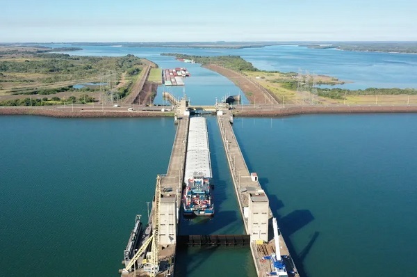 Yacyretá Argentina refuta reclamos de equipo económico paraguayo sobre incumplimiento de pagos