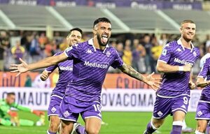 El argentino Nico González abre la victoria del Fiorentina sobre el Cagliari - Fútbol Internacional - ABC Color