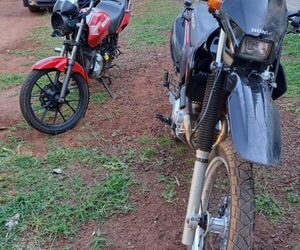 Choque entre motos deja un fallecido en Franco