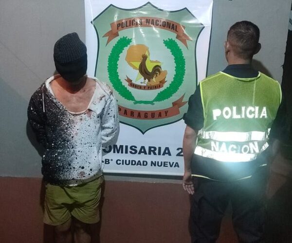 Borracho intentó huir de control policial