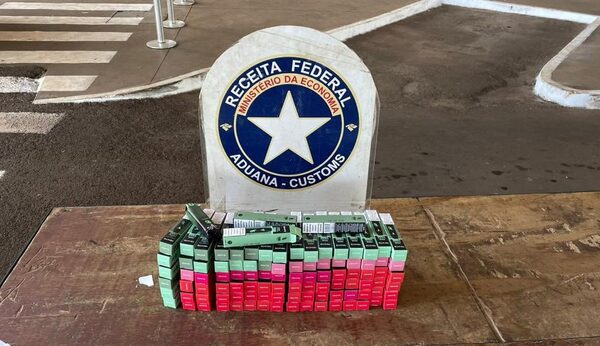 Incautan coche de alta gama con una carga ilegal de cigarrillos electrónicos – Diario TNPRESS