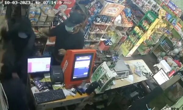 Malandros quisieron robar autoservice y culatearon al guardia