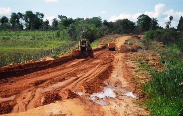 Diario HOY | El 85% de la red vial en Paraguay aún es camino de tierra
