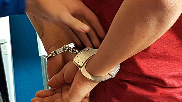 Detienen en Ñemby un hombre con orden de captura internacional por abuso sexual en niños | 1000 Noticias