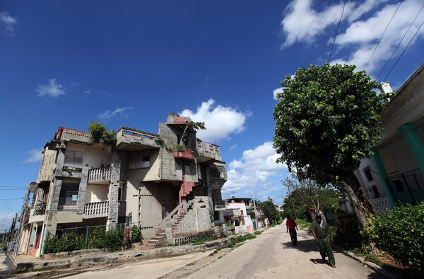 Cuba necesita un 20 % más de viviendas para su población, según cifras oficiales - MarketData