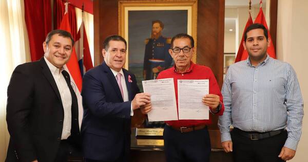 La Nación / Entregan terrenos y local propio a la ANR