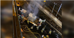 Gravísimo accidente de bus deja al menos 20 muertos en Venecia: vehículo cayó de un puente