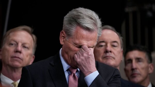 Destituyen al Presidente de la Cámara de Representantes de EEUU, Kevin McCarthy | 1000 Noticias