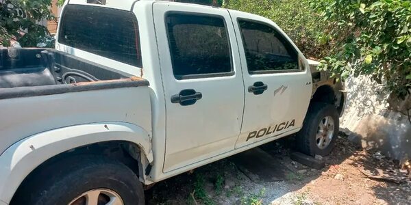 Comisario general entregó patrullera a estafador que carneó el vehículo - Policiales - ABC Color