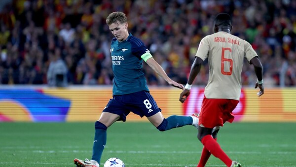 El Lens se agranda ante el Arsenal