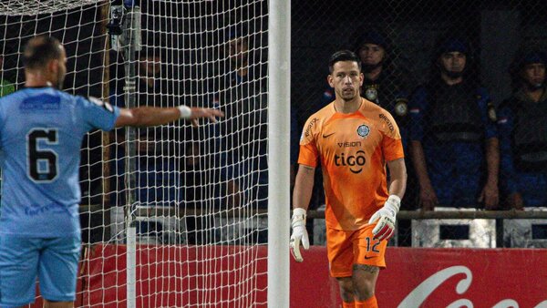 Olimpia debe ponerse las pilas si desea retener al portero Juan Espínola