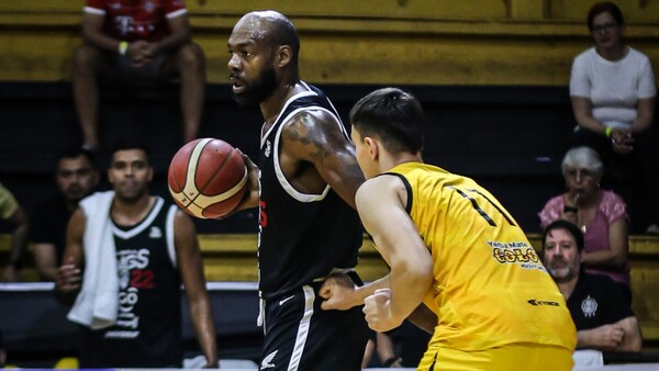 Olimpia repudió hecho de racismo en un escandaloso juego de la Liga de Básquetbol