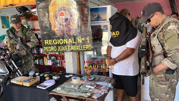 Comerciante cae con porciones de drogas en la línea internacional - Radio Imperio 106.7 FM