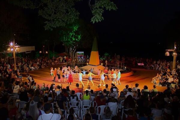 Hito de la Tres Fronteras recibió más de 37 mil visitantes en setiembre, mientras Paraguay desaprovecha punto turístico