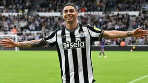 Versus / El Newcastle de Miguel Almirón recibe al PSG por la Champions