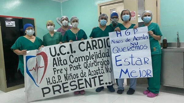 Médicos del Pediátrico se movilizan por equiparación salarial