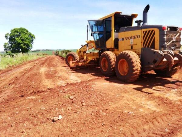 HURTAN MAQUINARIA AGRÍCOLA DE LA GOBERNACIÓN DEL PREDIO DE LA MUNICIPALIDAD DE NUEVA ALBORADA