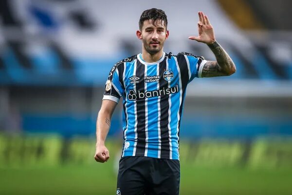Mathías Villasanti, en la Seleção de la Copa de Brasil 2023 - Fútbol Internacional - ABC Color