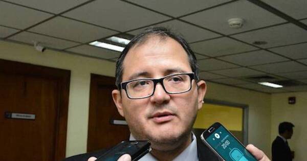 La Nación / “Filtración” de refritos confirma uso político de Seprelad en la era Abdo, opina abogado