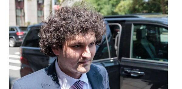 Comienza el juicio contra el fundador de la plataforma de criptomonedas FTX, Sam Bankman-Fried: SBF se declara no culpable - Revista PLUS